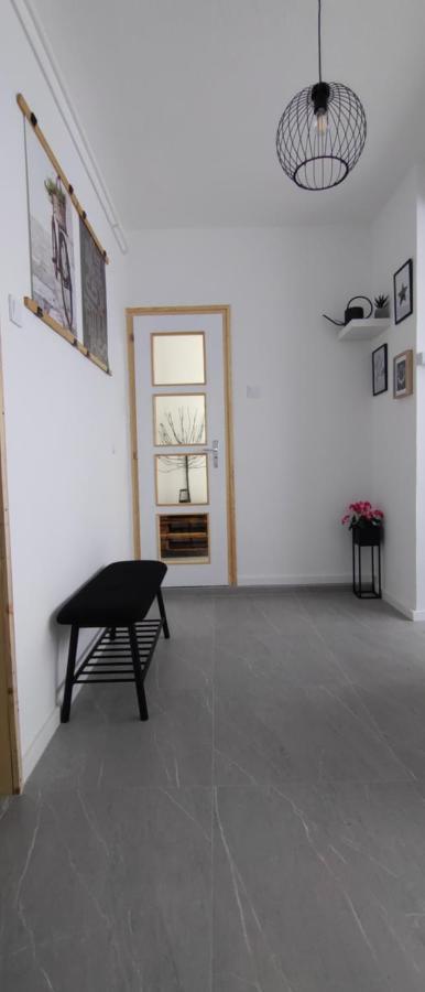 Blue Moon Apartman Eger Luaran gambar
